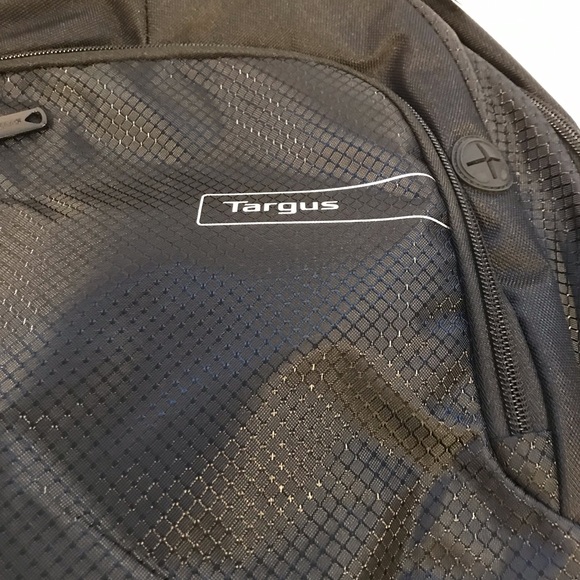 NWT Targus Lightweight Backpack Color Black Workout Gym Mountain School Computer - Picture 6 of 6